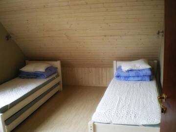 Фото номера Двухместный номер с 2 отдельными кроватями Гостевой дом Udumäe Holiday Farm г. Kirikuküla 2